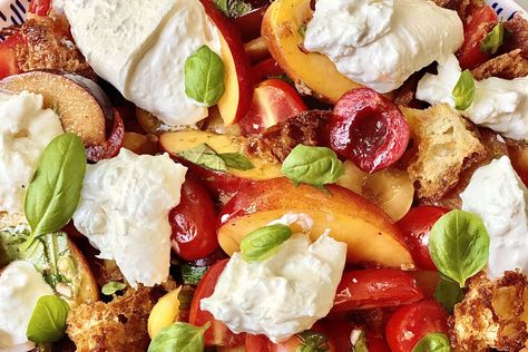 If your goal is to make just one really great and memorable summer salad, this is the one! Roasted Shishito Peppers, Rotisserie Chicken Tacos, Panzanella Recipe, Steak Kebabs, Eggplant Caponata, Panzanella Salad, Eggplant Dishes, Veggie Sandwich, Summer Cooking