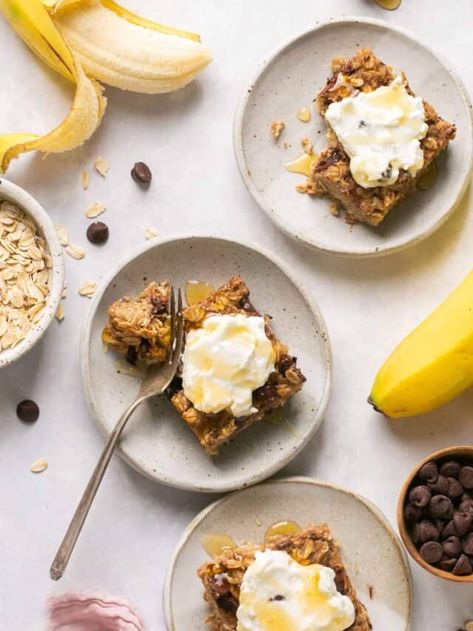 The Best Gooey Chunky Peanut Butter Banana Oatmeal Bars | Lauren Fit Foodie Peanut Butter Banana Oatmeal Bars, Lauren Fit Foodie, Banana Oatmeal Bars, Peanut Butter Banana Oatmeal, Peanut Butter Oat Bars, No Bake Oatmeal Bars, Baked Oatmeal Recipe, Peanut Butter Oatmeal Bars, Chunky Peanut Butter