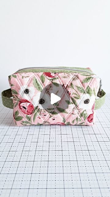 Flat Bottom Pouch Pattern, Holland Pouch Pattern, Pouch Bag With Multiple Pockets, Versatile Pouch Box Bag For On-the-go, Versatile Pouch With Adjustable Strap For On-the-go, Pouch Sewing, Sewing And Quilting, To Do Today, Quilting Patterns