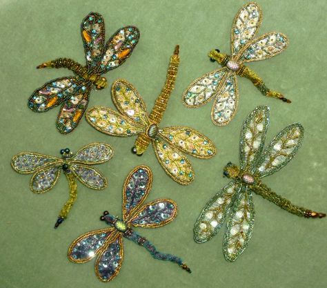 Tambour Beading, Beaded Dragonfly, Beaded Spiders, Tambour Embroidery, Dragonfly Jewelry, Embroidery Patterns Vintage, Vintage Ribbon, Gold Work, Beaded Animals