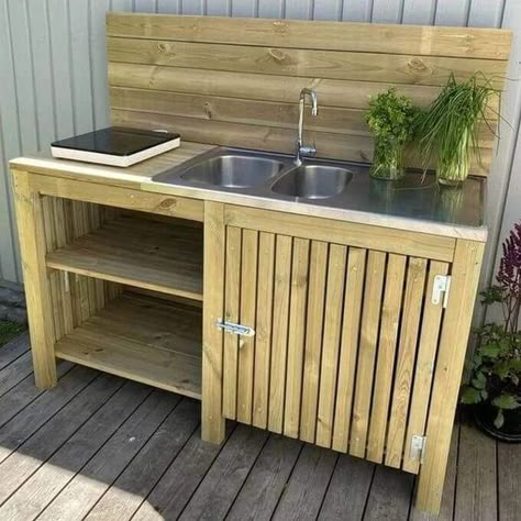 Outdoor Kitchen Sink, Garden Sink, Creative Garden Decor, Outdoor Sinks, Outdoor Kitchen Design Layout, Outdoor Kitchen Patio, Apartment Patio Decor, Patio Decorating Ideas On A Budget, Diy Outdoor Kitchen