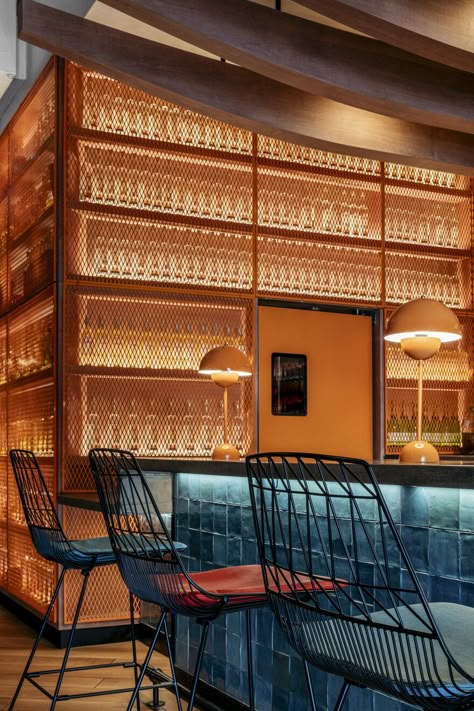 Bar Lighting Ideas, Tiled Bar, Modern Bar Design, Rooftop Restaurant Design, Shelving Display, Design Bar, Bar Fronts, Restaurant Concept, Rooftop Restaurant