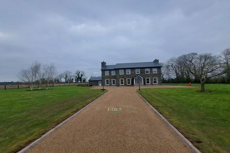 New Project: Hot Tar and Golden Chip Driveway in Blarney, Co. Cork - Excel Driveways installed a new driveway in Blarney, Co. Cork. We applied hot tar to the surface and topped it with Glenview golden chipping. Excel Driveways are available from Monday to Saturday, 9 AM – 6 PM, to come out and give you a free estimate for any driveway project in Co. Cork. Call us at 021 202 1046! - https://www.exceldriveways.ie/completed-work/hot-tar-and-golden-chip-driveway-in-blarney-co-cork/ Tar And Chip Driveway, Cork City, West Cork, New Project, Driveway, Cork, Chips, How To Apply