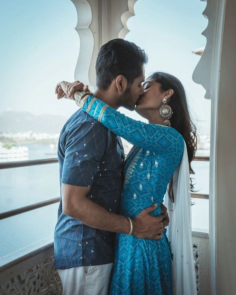 Wanna... Create this with him💙 Poses With Him, Bengali Photoshoot, Kiss Picture Couple, Saree Aesthetic, Joe Movie, Happy Valentines Day Photos, Couples Picture, Couple Dpz, Greek Warrior