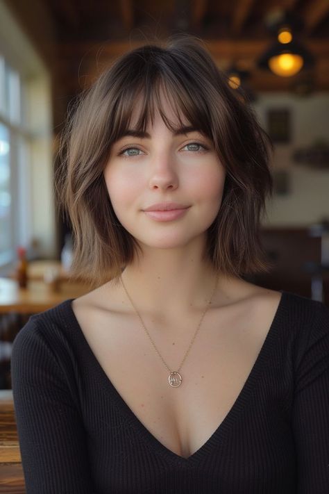 Growing Out Short Hair Styles, Wolf Cut, Short Hair Styles For Round Faces, Short Hair With Bangs, Haircuts With Bangs, Long Hair Cuts, Scrunchie Hairstyles, Mode Inspiration, Ombre Hair