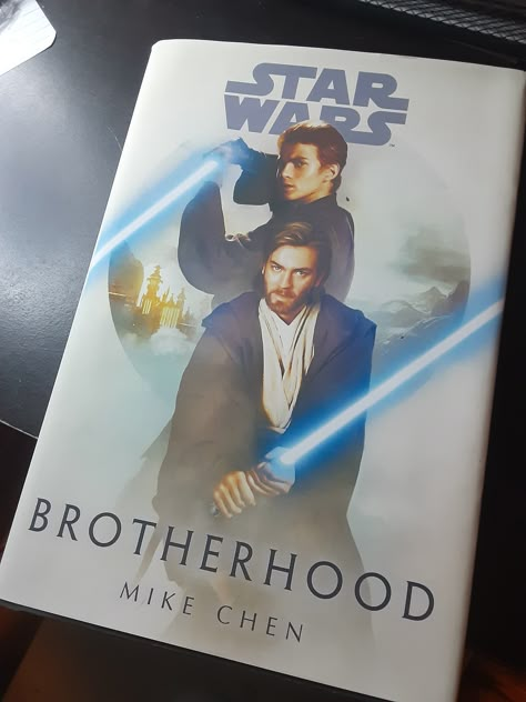 Star Wars Brotherhood was one of the best Star Wars books ever written! *plus, a little easter egg for Star Wars fans... * it gave us *that* incident on Cato Nemodia. #starwars #starwarsbooks #starwarsbrotherhood #anakinskywalker #obiwankenobi #obiwan #starwarsfan #starwarsfangirl Brotherhood Star Wars, Star Wars Brotherhood Book, Star Wars Book Collection, Star Wars Brotherhood, I See Stars, Star Wars Books, Star Wars Anakin, Book Log, Obi Wan Kenobi