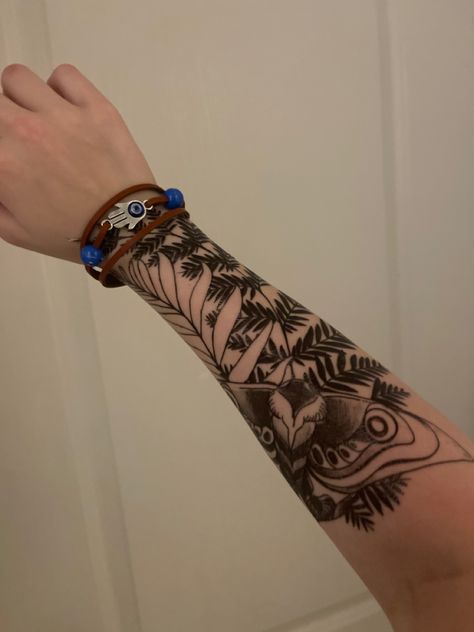 Ocean Vuong Tattoo, Ellie's Tattoo, The Last Of Us Tattoo Joel And Ellie, Ellie Tlof2 Tattoo, Ellie Tlou Tattoo Design, Ellie Williams Tattoo, Ellie The Last Of Us Arm Tattoo, Ellie’s Arm Tattoo, Arm Tattoos Drawing