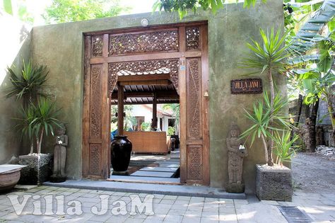 Balinese Door, Balinese Villa, Bali Style Home, Bali Retreat, Bali Garden, Balinese Garden, Boutique Hotels Design, Poolside Decor, Beach Inspiration