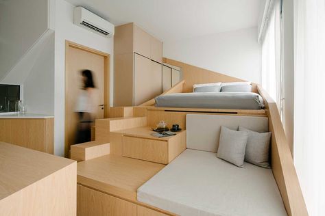 Bedroom Platform, Apartment Furnishing, Modern Restaurants, Apartemen Studio, Tiny Studio Apartments, Platform Bedroom, Public Housing, Soho Loft, Studio Apartment Divider