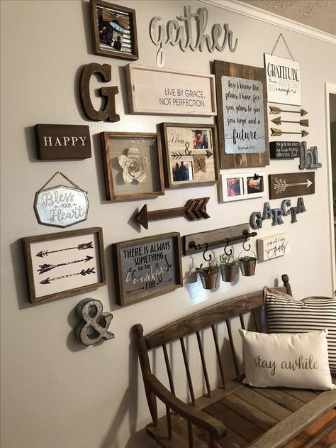 Kitchen Wall Collage, Rustic Gallery Wall, Farmhouse Gallery Wall, Kitchen Gallery Wall, Apartment Walls, Family Wall Decor, Casa Country, Gallery Wall Living Room, Kitchen Gallery