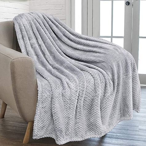 Amazon.com: PAVILIA Waffle Textured Fleece Throw Blanket for Couch Sofa, Light Gray | Soft Plush Velvet Flannel Blanket for Living Room | Fuzzy Lightweight Microfiber Throw for All Seasons, 50 x 60 Inches: Home & Kitchen Living Room Throws, Brown Leather Couch, Grey Throw Blanket, Textured Blankets, Bank Bed, Queen Blanket, Sofa Throw Blanket, Blanket For Couch, Twin Blanket