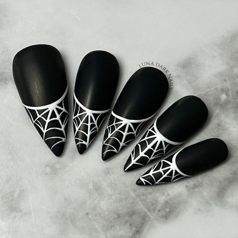 Welcome to LD Nails! 🖤 One set of 10 REUSABLE Press On Nails 🖤 🖤 Made to order in your shape & size 🖤 🕸️ Webbed Tips: black and white spider web Halloween press on nails. Purchase INCLUDES an application kit! It consists of: 🖤 detailed application & removal instructions 🖤 a sealed and sanitary mani kit (100/180 file, buffer block, cuticle pusher) 🖤 2 alcohol pads 🖤 nail tabs or glue (glue is standard, request tabs in the personalization box if you prefer them!) *Only one kit is sent per order. Extra kits and kit contents can be picked up here 👉 https://www.etsy.com/ca/listing/817160463/application-kit-press-on-nails-gothic Est. 2020: LD Nails specializes in custom Gothic, Witchy and Alternative Press On Nails. I draw inspiration from what I love, so you’ll find heavy gothic influ Spooky Fall Nails, Nails Spooky, Nails Gothic, Black And White Spider, Country Nails, White Spider, Witchy Nails, Halloween Press On Nails, Spooky Fall