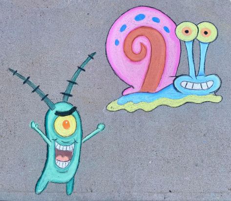 Plankton and Gary from Sponge Bob sidewalk chalk art! Sponge Bob Chalk Art, Spongebob Chalk Art, Chalk Art Patrick Star, Spongebob Chalk Art Easy, Chalk Spongebob, Sponge Bob Window Painting, Painting Spongebob Window, Easy Chalk Drawings, Chalk Activities