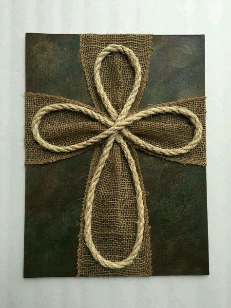 Cross On Canvas, Come Intrecciare, How To Paint Camo, Rope Cross, Burlap Cross, Dekoratívne Vence, Burlap Projects, Wooden Crosses, Christian Crafts