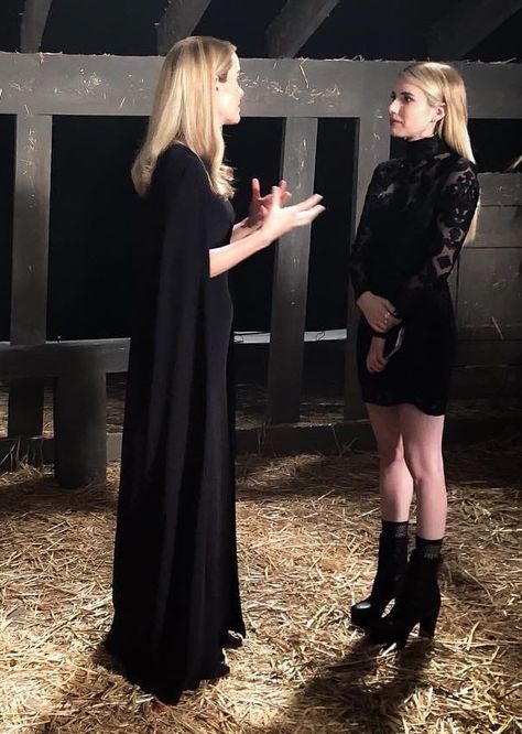 madison montgomery Madison Montgomery Apocalypse, American Horror Story Coven Outfits, Ahs Madison Montgomery, Ahs Coven Madison, Madison Montgomery Outfits, Ahs Coven Outfits, Madison Montgomery Aesthetic, American Horror Story Fashion, Coven Fashion