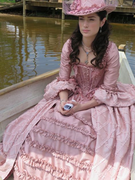 Pink 1700s Dress, 18th Century Pink Dress, 1700 Century Fashion, Pink Rococo Dress, 1700s Fashion, Mary Sibley, Era Victoria, Rococo Dress, 1700 Fashion