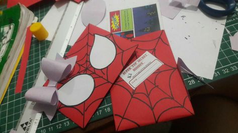 Spiderman Envelope, Spiderman Gifts For Boyfriend, Spiderman Gift Ideas, Spiderman Diy, Man Mug, Spiderman Gifts, Cute Spider, Spiderman Theme, Spiderman Party