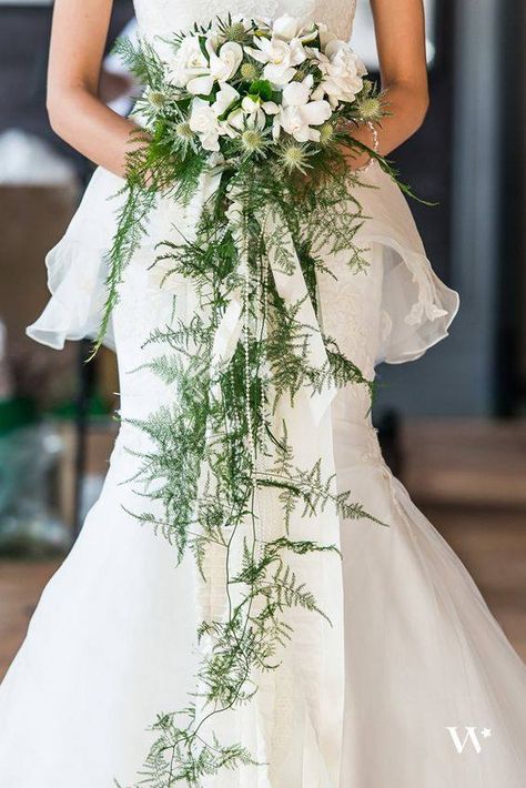 Gardenia Bridal Bouquet, Pearl Bouquet Wedding, Fern Bouquet, Vintage Bouquet Wedding, Cascading Wedding Bouquets, Boho Styl, Flowers And Greenery, White Bridal Bouquet, Vintage Inspired Wedding