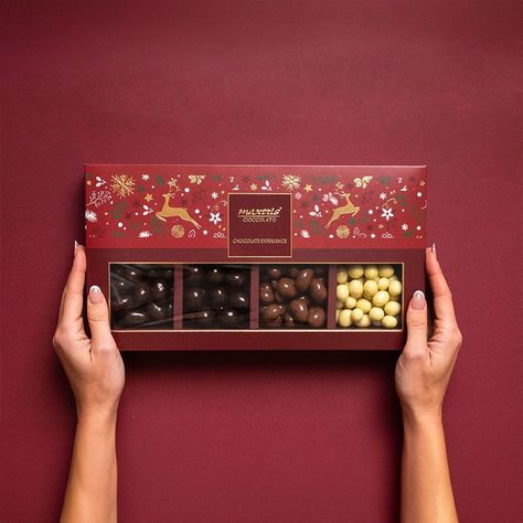 Maxtris Christmas Chocolate Collection Mixed Pralines in Box 800 gr Black Cherry Juice, Chocolate Collection, Christmas Package, Sparkling Christmas, Cherry Candy, Milk Powder, Tree Nuts, Christmas Packaging, Toasted Almonds