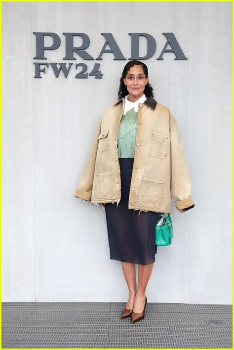 Barn Jacket Outfits, Tracee Ellis Ross Style, Tracee Ellis Ross Fashion, Patchwork Denim Jacket, Carhartt Detroit Jacket, Letitia Wright, Detroit Jacket, Carhartt Detroit, Barn Jacket