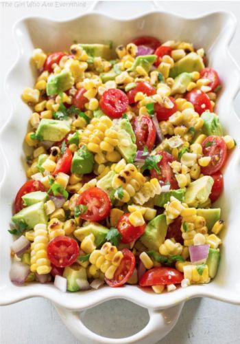 Avocado Sides, Corn Avocado And Tomato Salad, Avocado And Tomato, Avocado Dishes, Corn Avocado, Avocado Dessert, Bbq Side Dishes, Light Salad, Bbq Food