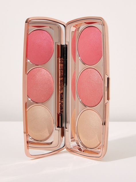 Not Gonna Lie Tarte Shape Tape Glow Blush Bar Is Pretty - Musings of a Muse Too Faced Blush, Cheek Lift, Hourglass Ambient, Tarte Blush, Rose Bar, Baked Blush, Makeup Accesories, Tarte Shape Tape, Beautiful Eye Makeup