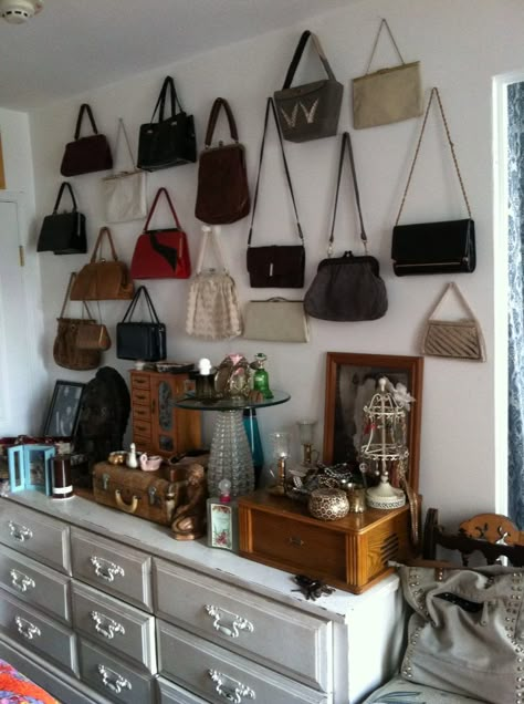 Wall Storage Bedroom Space Saving, Display Purses In Bedroom, Purse Collection Display, Purse Display Ideas Bedrooms, Purse Storage Ideas, Handbag Storage Ideas, Small Space Clothing Storage, Lee Core, Purse Wall