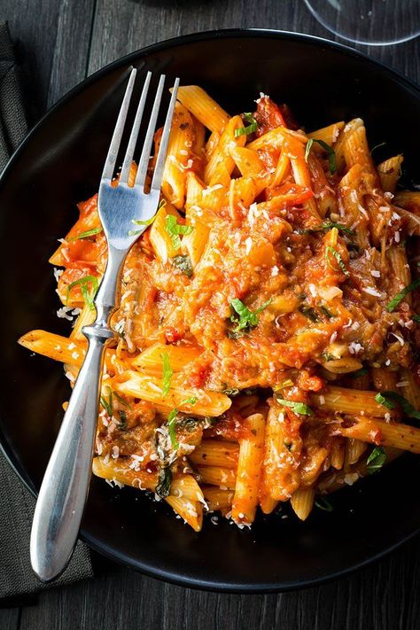 Eggplant Sauce For Pasta, Eggplant Pasta Recipes Healthy, Italian Eggplant Recipes Pasta, Eggplant And Tomato Pasta, Eggplant Sundried Tomato Pasta, Eggplant Pasta Sauce, Eggplant Norma Pasta, Pasta Alla Norma, Eggplant Recipes