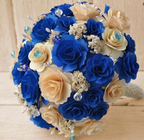 Royal Blue Wedding Ideas, Fandom Wedding, Royal Blue Bouquet, Royal Blue Centerpieces, Prince Baby Shower Decorations, Gold And Royal Blue, Cream Bouquet, Blue Wedding Ideas, Unique Wedding Bouquet