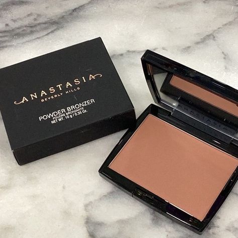 Anastasia Beverly Hills POWDER BRONZER in Tawny NEW in Box Unused NIB Anastasia Beverly Hills Bronzer, Anastasia Bronzer, Makeup Favs, Powder Bronzer, Anastasia Beverly Hills Makeup, Makeup Wishlist, Anastasia Beverly Hills, Skincare Makeup, Bronzer