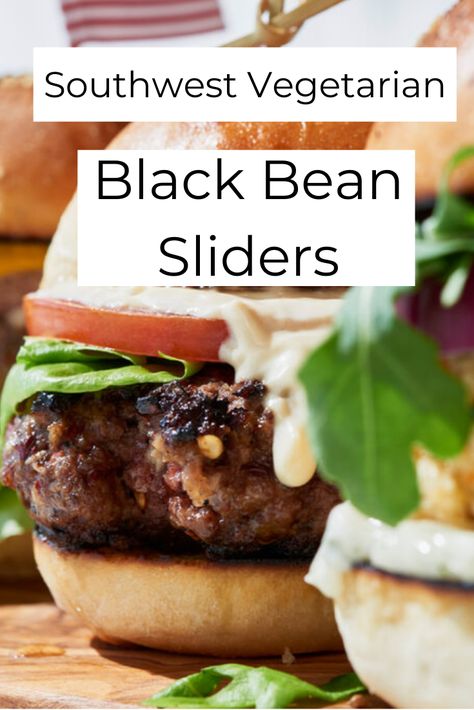 Black Bean Sliders, Black Bean Appetizer Recipes, Holiday Entertaining Decor, Slider Recipe, Vegetarian Appetizer, Vegetarian Appetizers, Slider Recipes, Instant Recipes, Party Food And Drinks