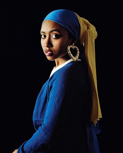 Awol Erizku - Girl with the Bamboo Earring Awol Erizku, Bamboo Earring, Girl With Pearl Earring, Afrique Art, Afrikaanse Kunst, Bamboo Earrings, Art Parody, Johannes Vermeer, Modern Photography