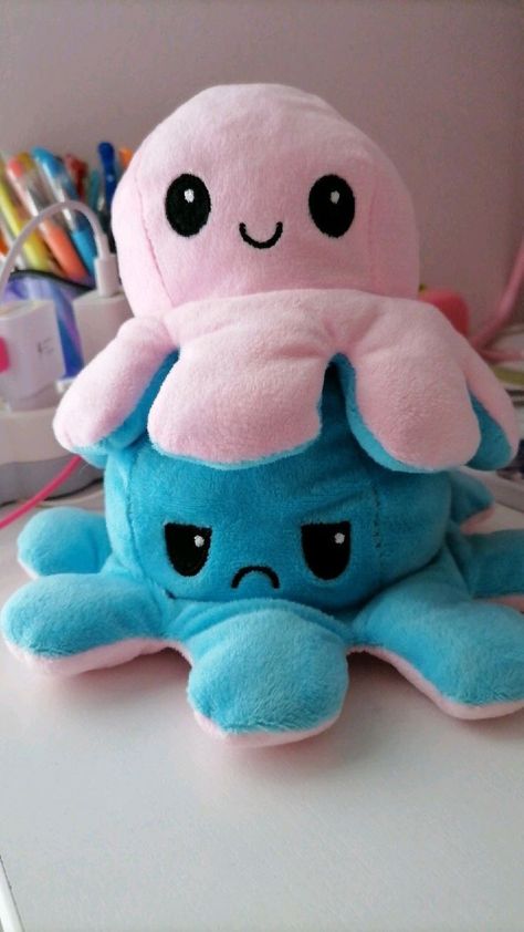 Octopus Soft Toy, Toy Octopus, Reversible Octopus, Octopus Stuffed Animal, Iphone Wallpaper Violet, Octopus Plush, Snap Streak Ideas Easy, Online Free Stuff, Iphone Lockscreen Wallpaper