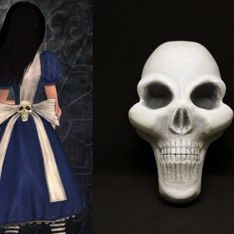 Alice Madness Returns Cosplay, King Mask, American Mcgee, American Mcgee’s Alice, Dark Alice In Wonderland, Alice Cosplay, Queen Of Hearts Costume, Alice Liddell, Alice Madness Returns