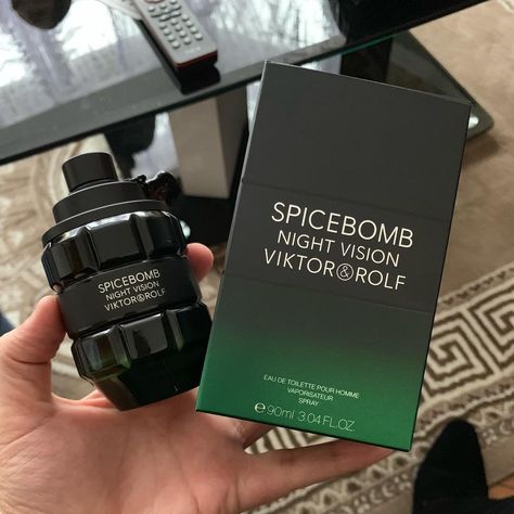 Spicebomb Night Vision Perfume, Viktor & Rolf Spicebomb Extreme, Mens Perfumes, Jeremy Fragrance, Kpop Jewelry, Cologne Collection, Smell Nice, Best Perfume For Men, Men Cologne