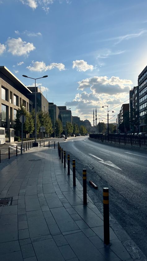 #street #istanbul #turkey #road #sky #blue Rainy Istanbul, Istanbul Pictures, Fake Pics, Istanbul Turkey, Sky Blue, Istanbul, Road, Blue