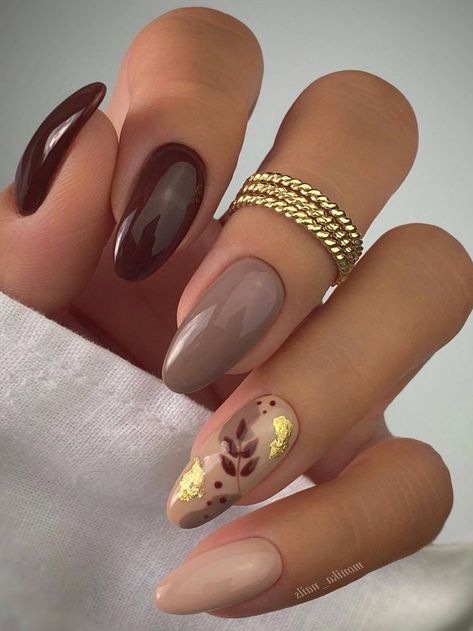 brown shades and leaf design Autumnal Nails 2022, Autumn Nail Designs 2022, 2022 Autumn Nails, Trendy Nails Autumn 2022, Autumn 2022 Nails, Gel Nails Autumn 2022, Trendy Almond Nails 2022 Fall, November Nails Fall Short Almond, Autumn Nails Design Ideas Simple