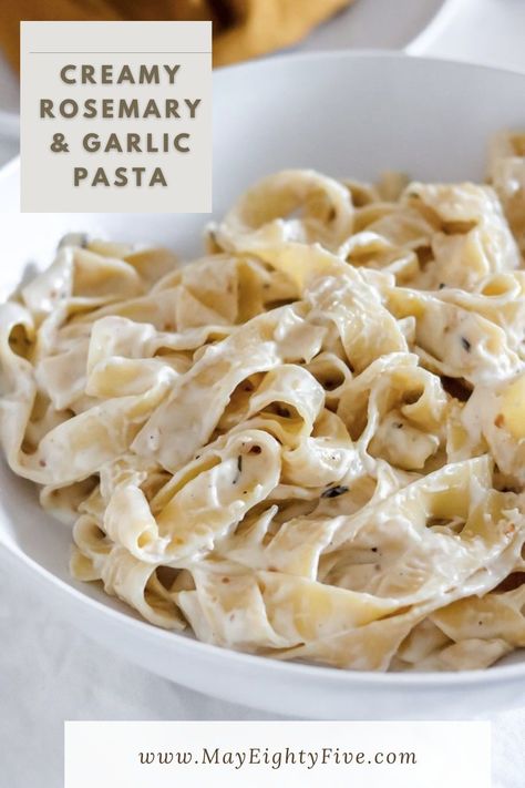 Garlic Cream Sauce Pasta, Rosemary Cream Sauce, Rosemary Pasta, Butter Sauce For Pasta, Easy Pasta Dinner Recipes, Chicken Pasta Dishes, Cream Sauce Pasta, Simple Diy Projects, Favorite Pasta Recipes