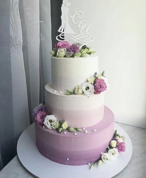 Simple Purple Wedding Cake, Cake Debut, Three Tier Birthday Cake, Wedding Cake Lavender, Wedding Cake With Lilac Flowers, Pink And Purple Ombre Cake, White Wedding Cake With Lavender Flowers, Wedding Cake Light Purple, Lavender Wedding Cake Lilacs