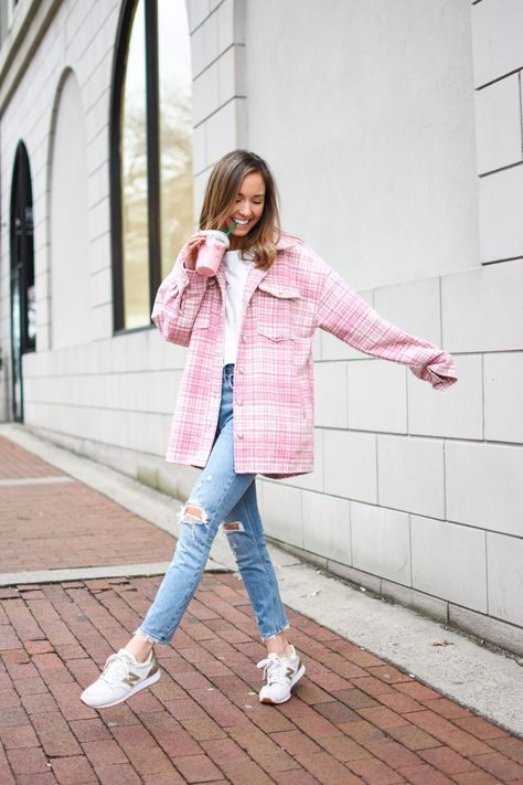 Pink Plaid Shacket Outfit Women, Pink Shacket Outfit Women Winter, Pink Plaid Jacket Outfit, Pink Plaid Shacket Outfit, Pink Shacket Outfit Women, Pink Autumn Outfit, Pink Shacket Outfit, Shaket Jacket Outfit, Pink Flannel Outfit