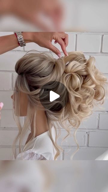 Very Long Hair Updo, High Wedding Updo, Wedding Hair Videos, Wedding Hair Front View, Long Hair Updo For Wedding, Cascading Updo, Blonde Hair Updo, Glamorous Hair Updo, Big Hair Updo