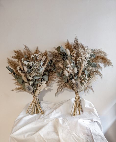 Brown Pampas, Single Bouquet, Pampas Bouquet, Flowers 2023, Dried Arrangements, Grass Wreath, Eucalyptus Bouquet, Bridal Details, Flowers For Sale