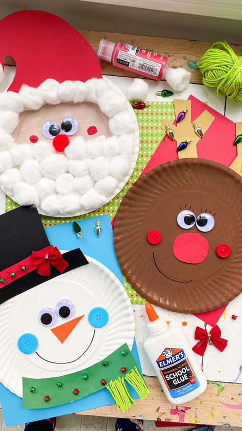 Christmas Paper Plate Crafts, Christmas Crafts For Preschoolers, Fun Plates, Christmas Paper Plates, Christmas Crafts For Toddlers, Santa Crafts, Preschool Christmas Crafts, Toddler Arts And Crafts, Christmas Arts And Crafts