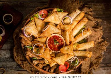 Samosa Platter, Party Tray, Party Trays, Indian Street Food, Samosa, Tag A Friend, Summer Party, Party Food, Street Food