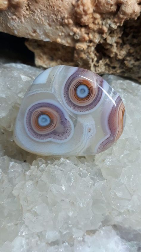 crystal, crystals, agate, jasper, ocean jasper, nature, rocks, minerals Geode Art, Gemstone Art, Beautiful Crystals, Pretty Rocks, Cool Rocks, Agate Cabochon, Beautiful Rocks, Rock Collection, Minerals And Gemstones