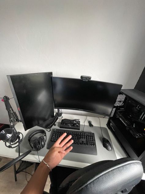 Full black Setup with white deskSetup ideaSetup gamingtwitch setupstreaming setup,streaming setuptwitch setup All Black Gaming Setup, Youtube Streaming Setup, Streaming Room Setup, Black Setup Gaming, Gaming Streaming Setup, Desk Setup Black, Black Pc Setup, Black Gaming Setup, Editing Setup