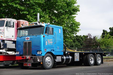 David Shafer Hay Co. Peterbilt 352 Trucking Companies, Peterbilt Trucks, Big Rigs, Peterbilt, Semi Trucks, On Display, Trucks, Vehicles