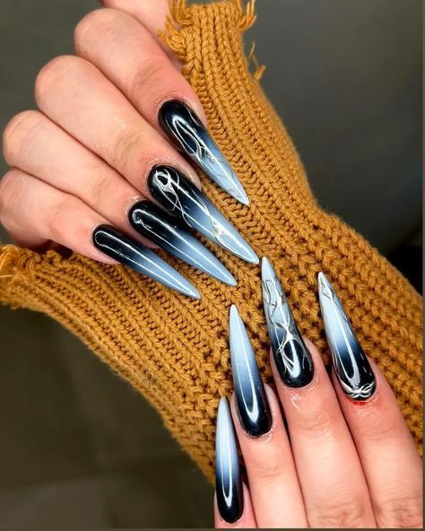 Ombre Nail Ideas, Gradient Nail Design, Beautiful Gradient, Ombre Nail, Ombre Nail Designs, Gradient Nails, Steal The Spotlight, I Cool, Nail Games