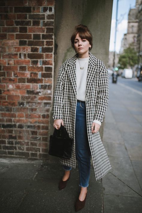 Looks Street Style, Coat Outfits, Mode Vintage, Fall Winter Outfits, Look Cool, Playing Dress Up, Outfits Casuales, Capsule Wardrobe, Look Fashion