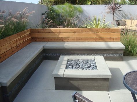 Terrasse Design, Modern Patio Design, Cement Patio, Concrete Patios, Concrete Bench, Backyard Seating, Fire Pit Seating, Outdoor Gardens Design, Patio Landscaping